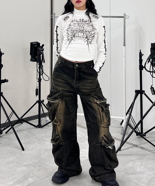 Figments（フィグメンツ）の「スカルハイネックトップ（Tシャツ/カットソー・レディース・ホワイト/ブラック・FREE）」の15枚目の写真