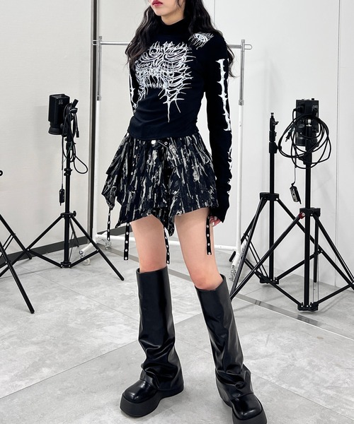 Figments（フィグメンツ）の「スカルハイネックトップ（Tシャツ/カットソー・レディース・ホワイト/ブラック・FREE）」の20枚目の写真