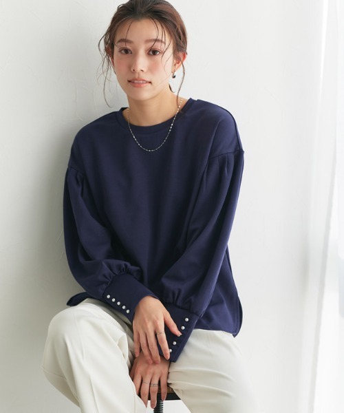 Pierrot(ピエロ)の「パールボタンボリュームスリーブカットソー(Tシャツ/カットソー・レディース・ブラック/ネイビー/グレイッシュベージュ/オフホワイト・M/L)」の20枚目の写真