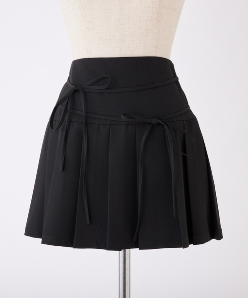 one after another NICE CLAUP（ワンアフターアナザーナイスクラップ）の「【サイズ展開あり】リボンプリーツミニスカート（スカート・レディース・杢グレー/オフホワイト/ブラック/ブラウン/ネイビー・MEDIUM/SMALL）」の10枚目の写真