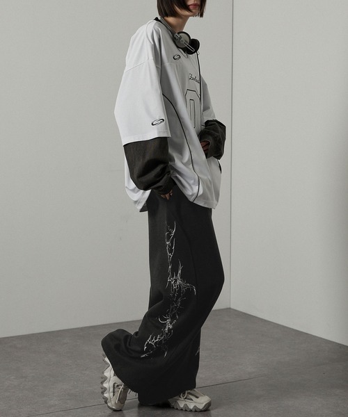 Alfred Alex（アルフレッドアレックス）の「【Alfred Alex 】クラックプリント裾ドローコードワイドスウェットパンツ（スウェットパンツ・メンズ・ブラック/グレー・S/M/L）」の8枚目の写真
