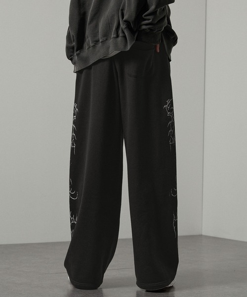 Alfred Alex（アルフレッドアレックス）の「【Alfred Alex 】クラックプリント裾ドローコードワイドスウェットパンツ（スウェットパンツ・メンズ・ブラック/グレー・S/M/L）」の15枚目の写真
