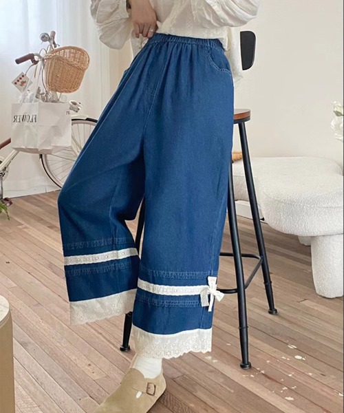 aimoha(アイモハ)の「レース付きデニムワイドパンツ(デニムパンツ・レディース・ライトブルー/ネイビー・FREE)」の7枚目の写真