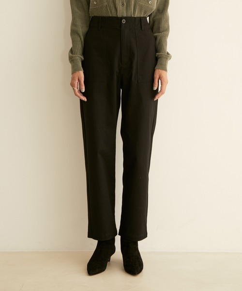 SALON adam et rope'（サロン アダム エ ロペ）の「【ZOZOTOWN限定】ストレッチチノべイカーパンツ（チノパンツ・レディース・ブラック/ベージュ/カーキ・マルチサイズ）」の10枚目の写真