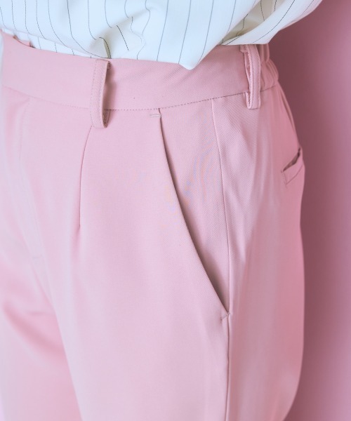 marun（マルン）の「＜大きいサイズ＞異素材フリル裾パール調テーパードパンツ　marun（その他パンツ・レディース・ピンク/ブラック・L/LL/3L/4L/5L）」の11枚目の写真