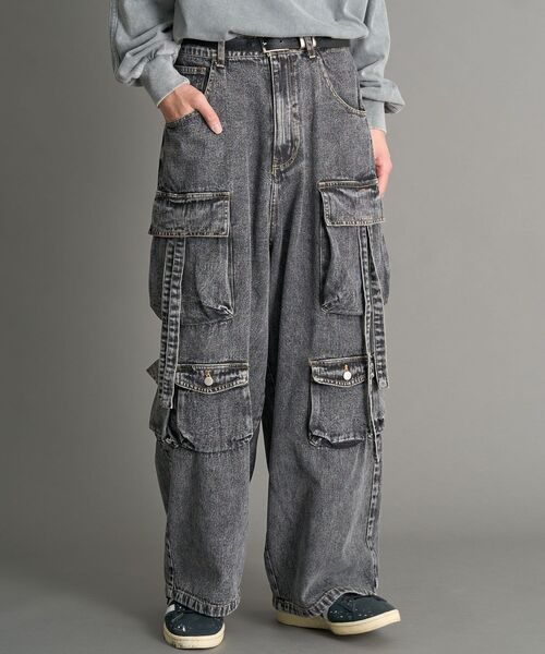 CRAFT STANDARD BOUTIQUE(クラフトスタンダードブティック)の「デニムテクノカーゴパンツ(デニムパンツ・メンズ・インディゴブルー/ブラック・L/M/XL)」の4枚目の写真