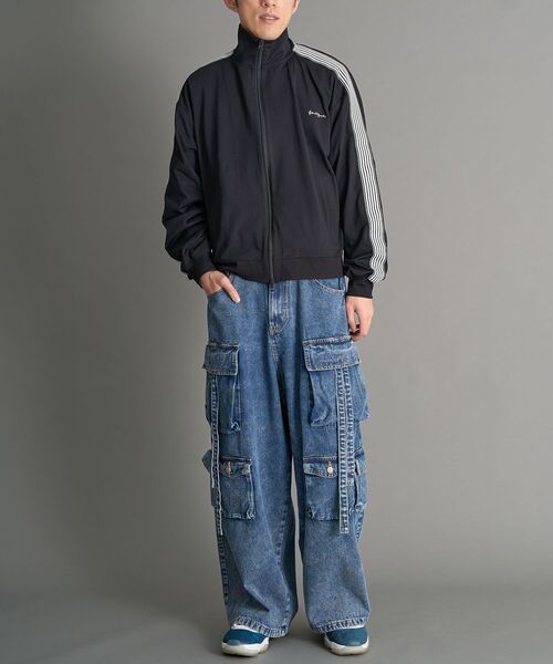 CRAFT STANDARD BOUTIQUE(クラフトスタンダードブティック)の「デニムテクノカーゴパンツ(デニムパンツ・メンズ・インディゴブルー/ブラック・L/M/XL)」の15枚目の写真