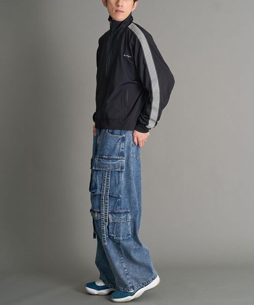 CRAFT STANDARD BOUTIQUE(クラフトスタンダードブティック)の「デニムテクノカーゴパンツ(デニムパンツ・メンズ・インディゴブルー/ブラック・L/M/XL)」の16枚目の写真