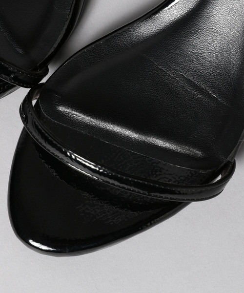 A part by（アパートバイ）の「ナローストラップヒールサンダル（サンダル・レディース・ブラック/ブラウン・MEDIUM/LARGE）」の12枚目の写真