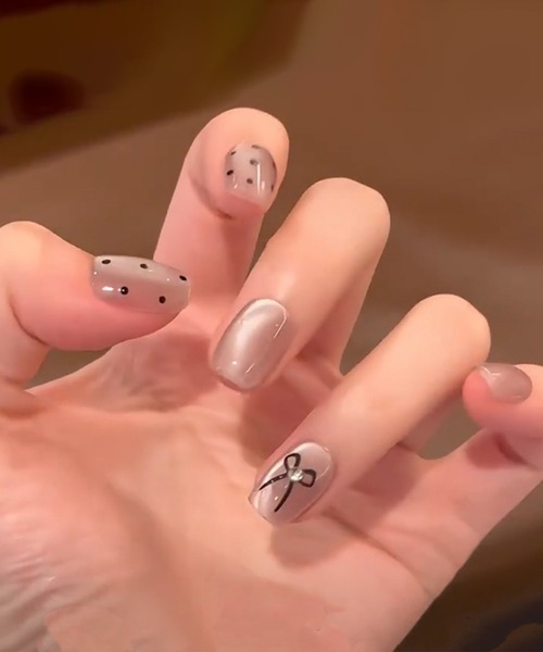 リボン ドット スクエア ネイルチップ セット（ネイルシール/ネイル