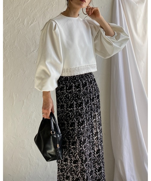 She's Closet（シーズクローゼット）の「ボリュームスリーブ長袖ショート丈シアーレースドッキングカットソーブラウス（シャツ/ブラウス・レディース・ブラック/アイボリー/オフホワイト/グリーン・FREE）」の20枚目の写真