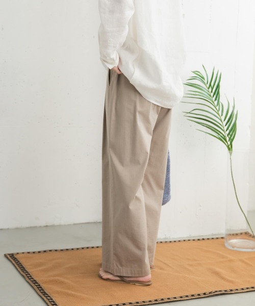 URBAN RESEARCH DOORS（アーバンリサーチドアーズ）の「『再入荷』レーヨンコットンイージーパンツ（その他パンツ・レディース・ネイビー/ベージュ系その他/ブラック・SMALL/MEDIUM）」の8枚目の写真