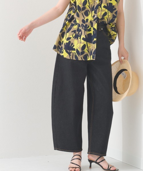 OMNES（オムネス）の「コクーンデニムパンツ（デニムパンツ・レディース・ブラック/ダークブラック/ブルー/グレー/ブラウン/グリーン・マルチサイズ）」の3枚目の写真