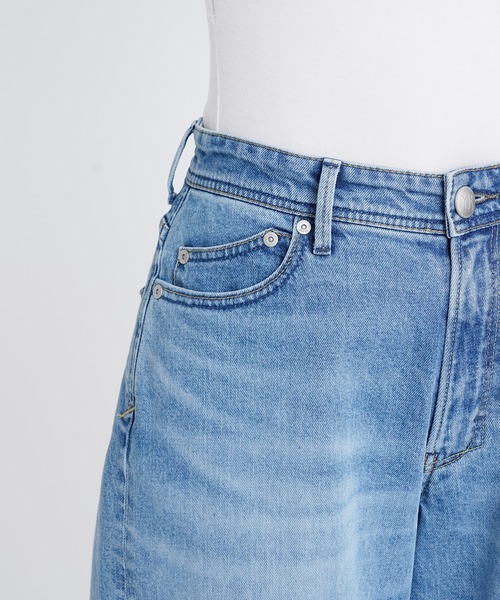 YANUK(ヤヌーク)の「ルーズバギー "KATE"(デニムパンツ・レディース・サックスブルー・26inch/25inch/24inch/23inch/22inch/21inch/27inch)」の10枚目の写真