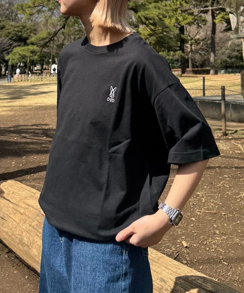 DOD(ディーオーディー)の「【DOD別注】コロコロタビッティー / ユニセックス(Tシャツ/カットソー・レディース・ブラック/スカイブルー/ピンク/ホワイト/グレー/ベージュ・MEDIUM/ONE SIZE/X-LARGE/LARGE)」の7枚目の写真
