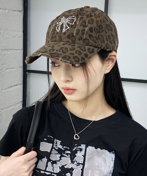 lilful（リルフル）の「リボン ラインストーン レオパード ヒョウ柄 ダメージ キャップ（キャップ・レディース・ベージュ/カーキ・F）」の5枚目の写真