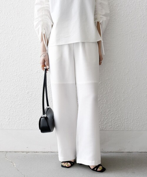 SHIPS any（シップス エニィ）の「SHIPS any:〈手洗い可能〉カラミ メッシュ サイドライン イージー ワイド パンツ（その他パンツ・レディース・ネイビー/ホワイト・ONE SIZE）」の5枚目の写真