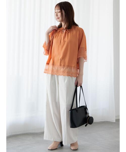 Te chichi TERRASSE（テチチテラス）の「タックワイドパンツ《2025summer catalog item》（その他パンツ・レディース・グレー/ブラック/オフホワイト・F）」の4枚目の写真