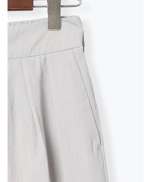 Te chichi TERRASSE（テチチテラス）の「タックワイドパンツ《2025summer catalog item》（その他パンツ・レディース・グレー/ブラック/オフホワイト・F）」の15枚目の写真