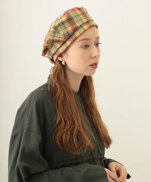 MILKFED.（ミルクフェド）の「LOGO PLAID BERET（ハンチング/ベレー帽・レディース・ホワイト/ベージュ/イエロー・ONE SIZE）」の18枚目の写真