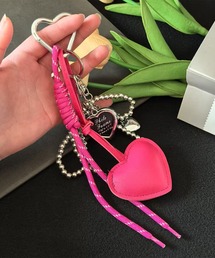 Revo.（レボ）の「【2026新色追加】ハートモチーフ ビーズ リボン マルチチャーム パラコード カラビナ付き キーホルダー バッグチャーム Y2K 韓国ファッション（チャーム）」