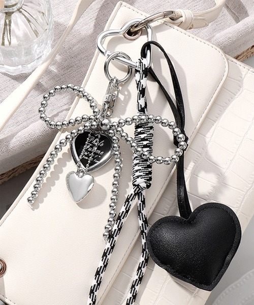 ハートモチーフ ビーズ リボン カラビナ マルチチャーム コード付き ハートモチーフ ビーズ リボン カラビナ マルチチャーム コード付き