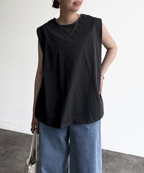 Chez toi(シェトワ)の「バックフレアノースリプルオーバー(Tシャツ/カットソー・レディース・チャコールグレー/グレイッシュベージュ/ホワイト/グリーン・FREE)」の15枚目の写真