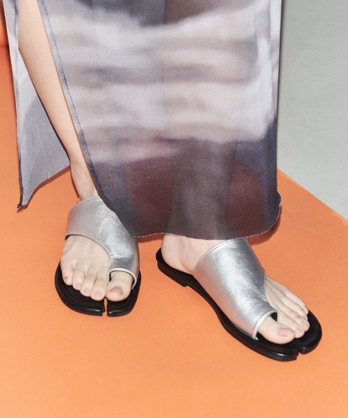 Solace（ソレイス）の「足袋トングサンダル（サンダル・レディース・シルバー/ブラック・S/M/L）」の14枚目の写真