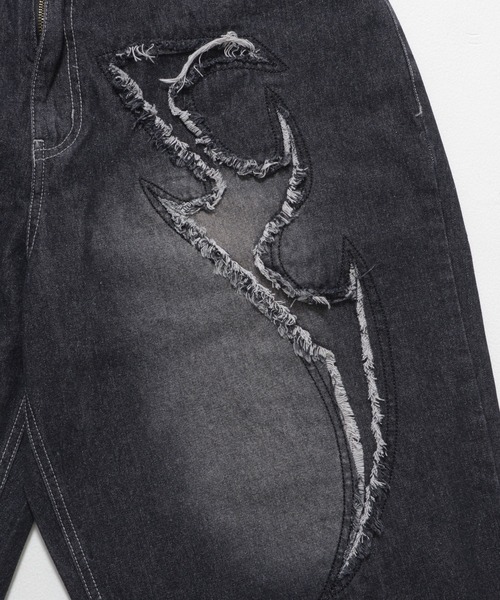 Revo.（レボ）の「【選べる2デザイン】9.5oz デニム バイアス＆トライバル フリンジデザイン 5ポケット ワイド ショーツ/ハーフパンツ（デニムパンツ・メンズ・ブラック系1/ネイビー系1/ブラック系/ネイビー系・M/L）」の6枚目の写真