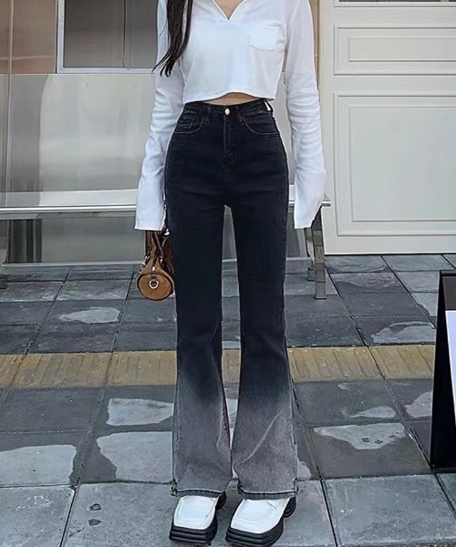 shoppinggo(ショッピングゴー)の「フレアパンツ デニムパンツ グラデーション(デニムパンツ・レディース・グレー・L/M)」の1枚目の写真