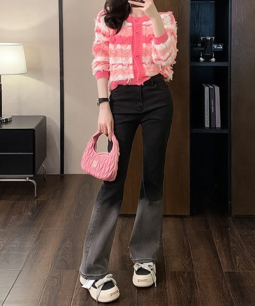 shoppinggo(ショッピングゴー)の「フレアパンツ デニムパンツ グラデーション(デニムパンツ・レディース・グレー・L/M)」の13枚目の写真