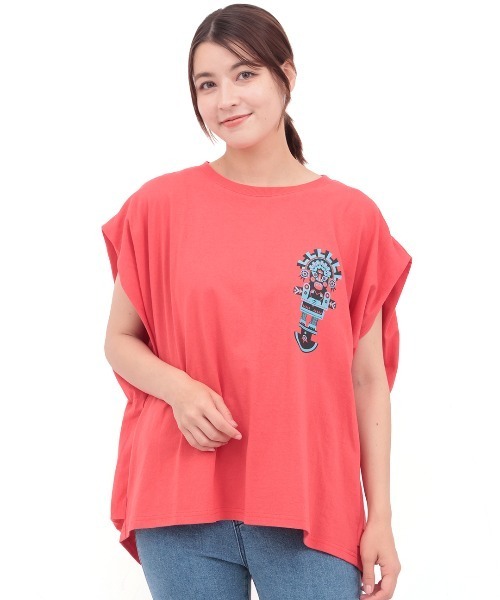 チチカカ(チチカカ)の「トゥーミプリントプルオーバー(Tシャツ/カットソー・レディース・レッド/ホワイト/ブラック・FREE)」の11枚目の写真