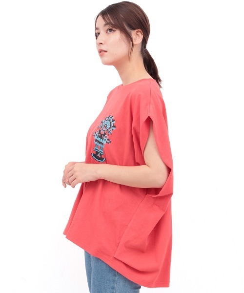 チチカカ(チチカカ)の「トゥーミプリントプルオーバー(Tシャツ/カットソー・レディース・レッド/ホワイト/ブラック・FREE)」の12枚目の写真