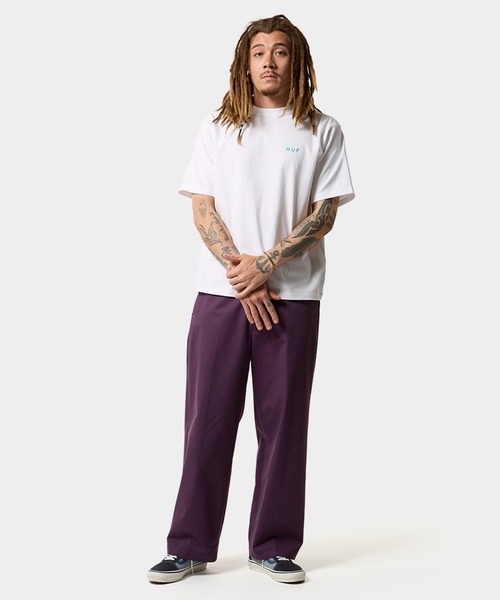 HUF（ハフ）の「CLASSIC WIDE CHINO PANT（チノパンツ）」 - WEAR