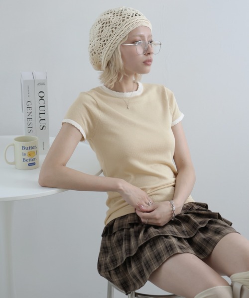Girly Doll(ガーリードール)の「バイカラースカラップ半袖ニット(ニット/セーター・レディース・ベージュ/モカ・S/M/L/XL)」の11枚目の写真