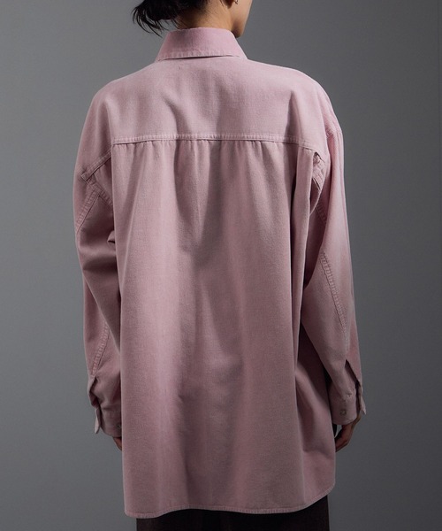 SALON adam et rope'（サロン アダム エ ロペ）の「フェードコーデュロイオーバーシャツ / セットアップ対応（シャツ/ブラウス・レディース・ピンク/ブラウン/チャコールグレー・FREE）」の19枚目の写真