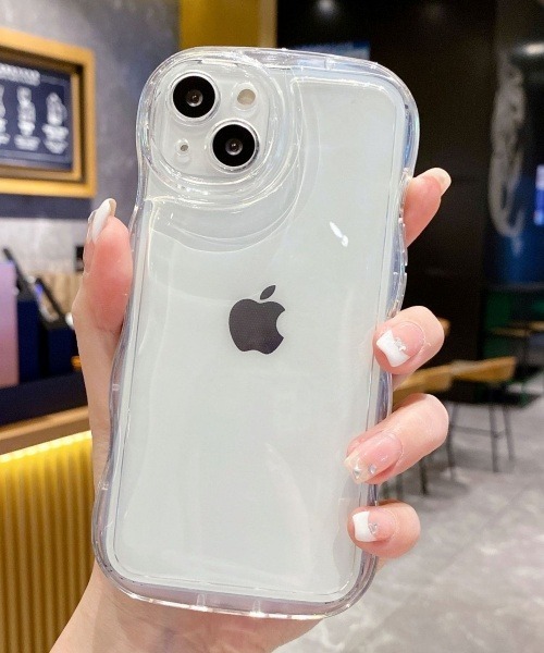 Fun & Daily(ファンアンドデイリー)の「F&D : クリアウェーブ iPhoneケース/ iPhone15 / 16 / 17 / Plus / Pro / Pro Max / Air アイフォンケース(スマホケース/カバー・レディース・ブラック/クリア・iPhone 15/iPhone 15 Pro/iPhone 16/iPhone 16 Plus/iPhone 16 Pro/iPhone 15 Pro Max/iPhone Air/iPhone 17 Pro/iPhone 17/iPhone 17 Pro Max)」の5枚目の写真