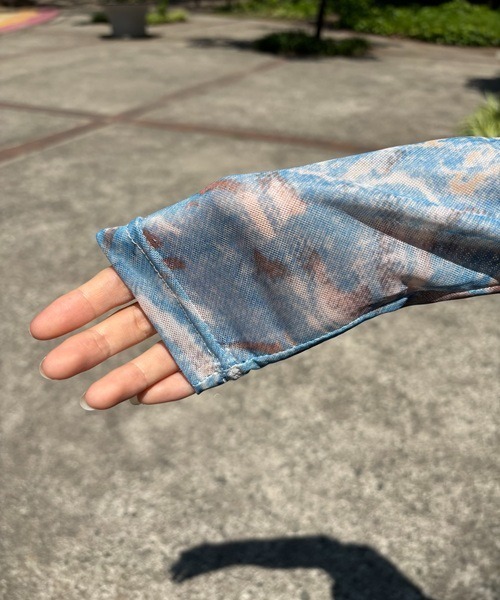 Vini(ヴィニ)の「【Vini】マーブル シアー トップス(Tシャツ/カットソー・レディース・ブルー・LARGE/MEDIUM)」の5枚目の写真