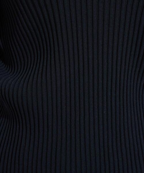 INDIVI（インディヴィ）の「【二の腕カバー／スタイルアップ】ドライタッチストレッチニット（Tシャツ/カットソー・レディース・ブラック/チャコールグレー/ホワイト/イエロー・05/13/15 /38）」の17枚目の写真