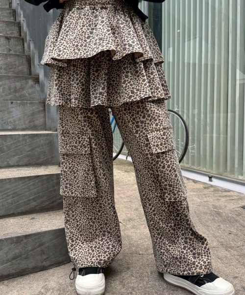 Candy Stripper(キャンディストリッパー)の「LEOPARD SKIRT パンツ(その他パンツ・レディース・ベージュ/ピンク・FREE)」の11枚目の写真