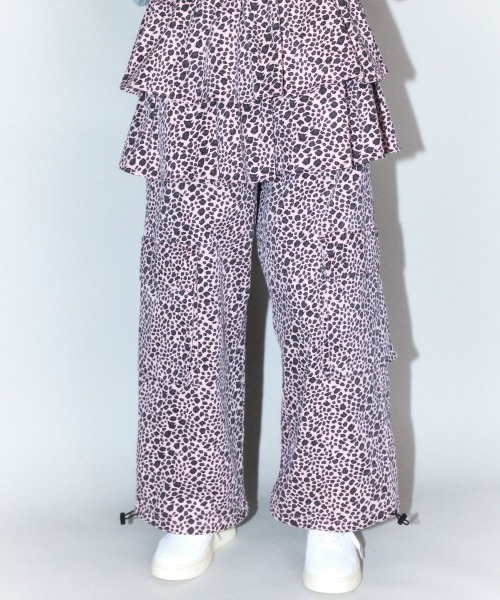 Candy Stripper(キャンディストリッパー)の「LEOPARD SKIRT パンツ(その他パンツ・レディース・ベージュ/ピンク・FREE)」の3枚目の写真
