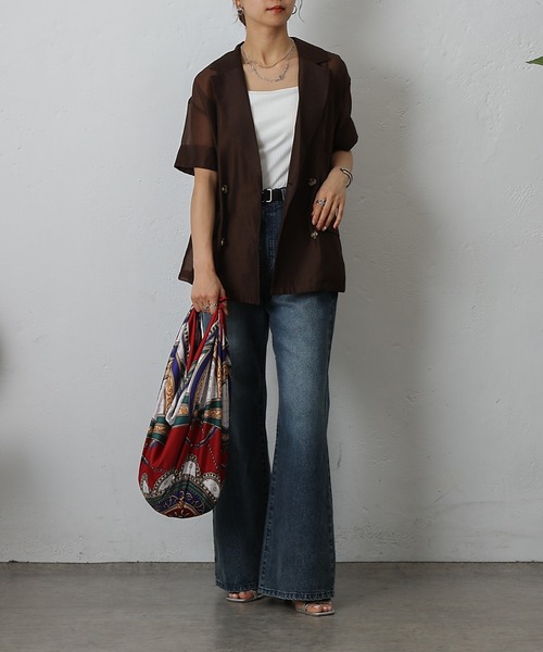 COLONY 2139(コロニートゥーワンスリーナイン)の「サークル大判スカーフ 90×90(バンダナ/スカーフ・レディース・レッド/ベージュ/ネイビー・FREE)」の5枚目の写真