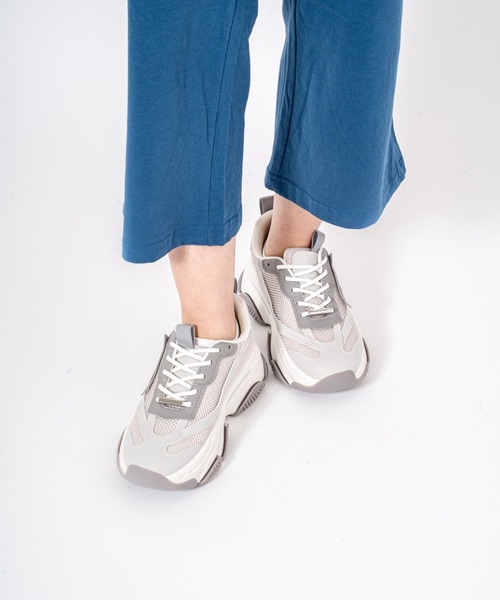 STEVE MADDEN(スティーブマデン)の「【STEVE MADDEN/スティーブマデン】ボリュームソール スニーカー POSSESSION(スニーカー・レディース・ホワイト/ブラック/ブラック×ホワイト/グレー/ホワイト×ホワイト・7.5/7/6.5/8.5/8)」の17枚目の写真