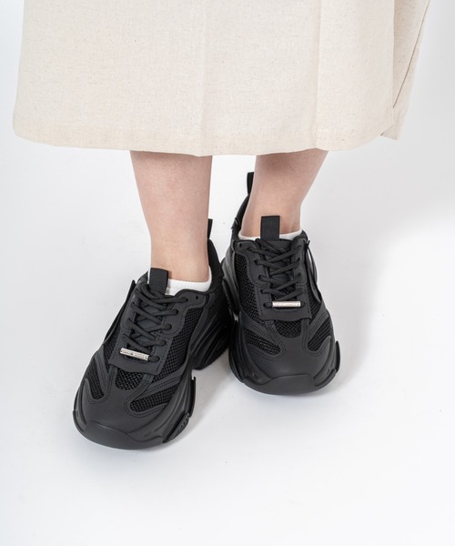 STEVE MADDEN（スティーブマデン）の「【STEVE MADDEN/スティーブマデン】ボリュームソール スニーカー POSSESSION（スニーカー・レディース・ホワイト/ブラック/ブラック×ホワイト/グレー/ホワイト×ホワイト・7.5/7/6.5/8.5/8）」の21枚目の写真