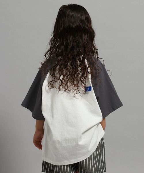 GEORGE'S(ジョージズ)の「【KIDS】ラグランロゴ Tシャツ(Tシャツ/カットソー・キッズ・ライトグレー系/ホワイト系・150cm/130cm/110cm)」の14枚目の写真