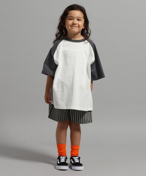 GEORGE'S(ジョージズ)の「【KIDS】ラグランロゴ Tシャツ(Tシャツ/カットソー・キッズ・ライトグレー系/ホワイト系・150cm/130cm/110cm)」の3枚目の写真