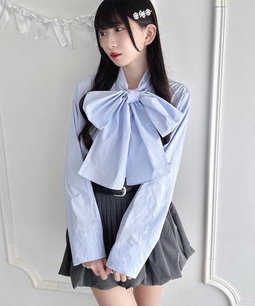 Loueme(ルエム)の「ボリュームリボンボウタイブラウス(シャツ/ブラウス・レディース・ホワイト/ブラック/ライトブルー・FREE)」の3枚目の写真