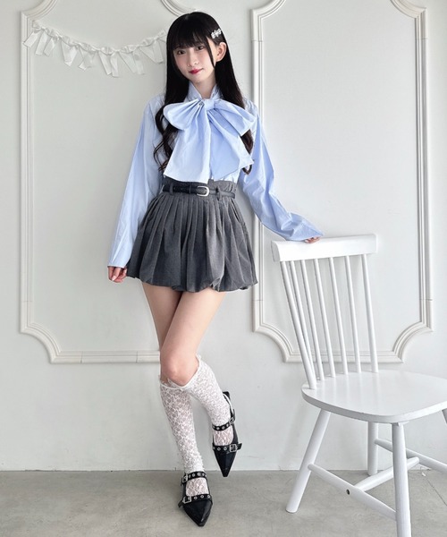 Loueme(ルエム)の「ボリュームリボンボウタイブラウス(シャツ/ブラウス・レディース・ホワイト/ブラック/ライトブルー・FREE)」の11枚目の写真