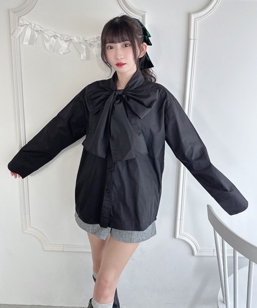 Loueme(ルエム)の「ボリュームリボンボウタイブラウス(シャツ/ブラウス・レディース・ホワイト/ブラック/ライトブルー・FREE)」の22枚目の写真
