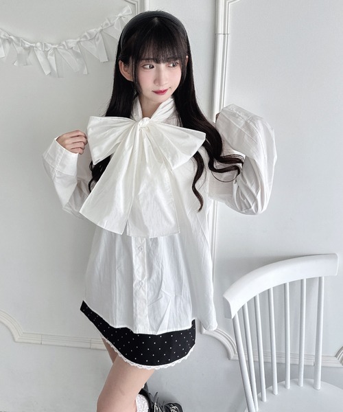 Loueme(ルエム)の「ボリュームリボンボウタイブラウス(シャツ/ブラウス・レディース・ホワイト/ブラック/ライトブルー・FREE)」の13枚目の写真